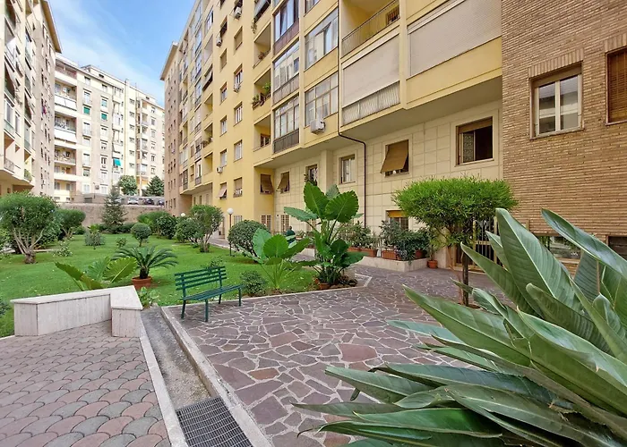 Micheles Flat By Domusdimore Roma